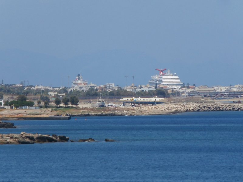 Carnival Vista cruise ship