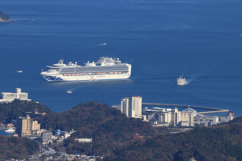 Diamond Princess cruise ship