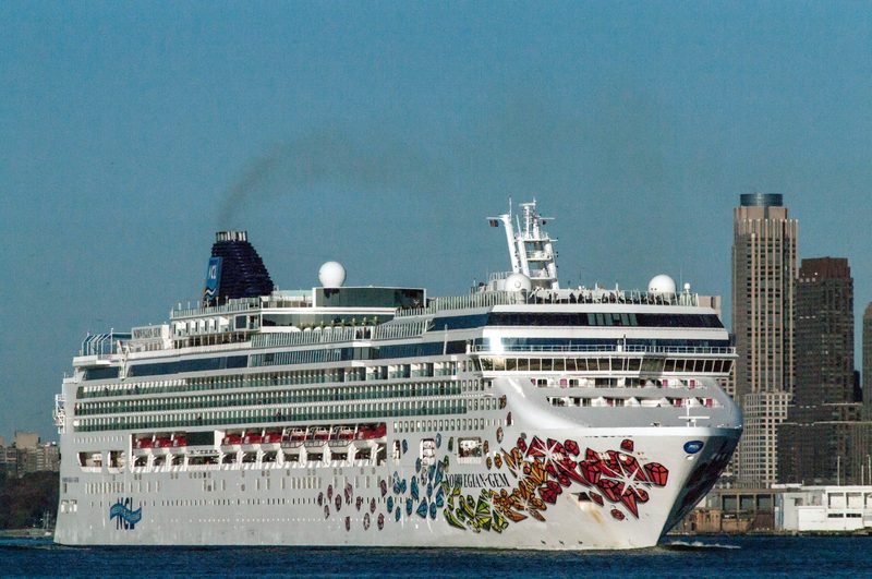 Norwegian Gem cruise ship