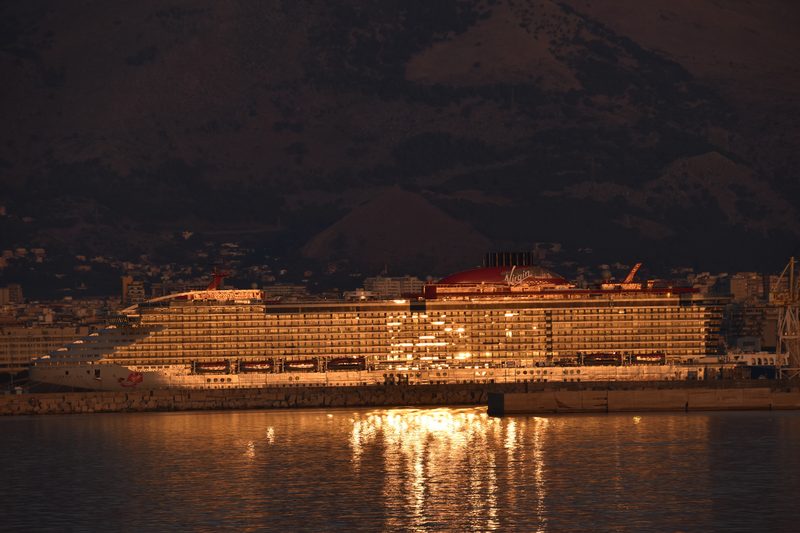 Resilient Lady cruise ship
