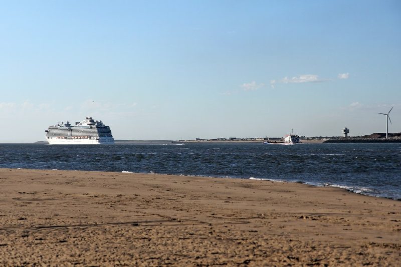Royal Princess cruise ship